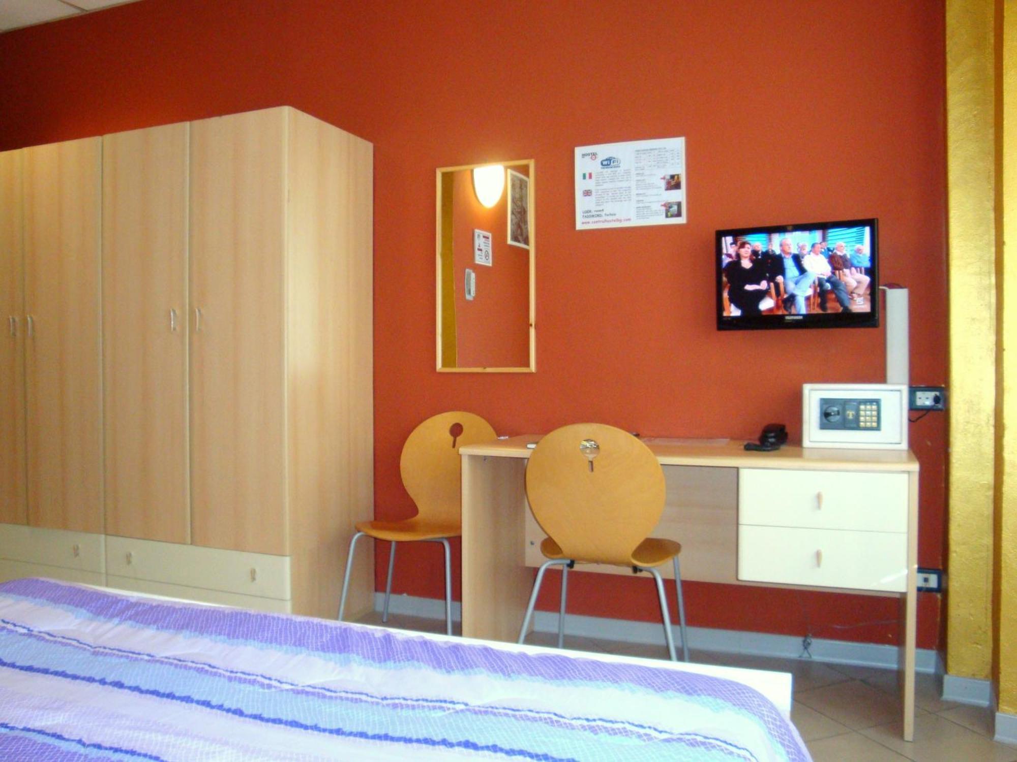 Central Hostel Bg Bergamo Zewnętrze zdjęcie